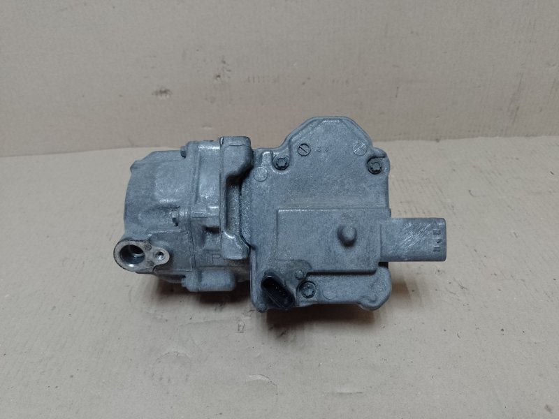 Компрессор кондиционера PRIUS - 30 09-17