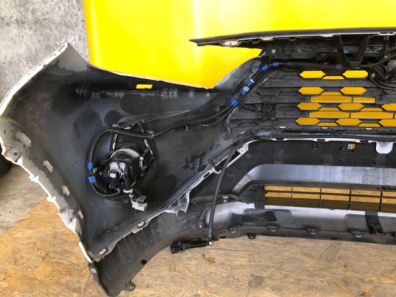 Бампер передний передний RAV4 18- Бампер передний передний RAV4 18-