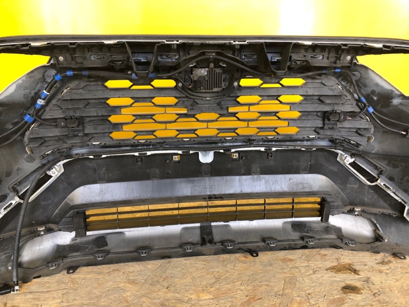 Бампер передний передний RAV4 18- Бампер передний передний RAV4 18-