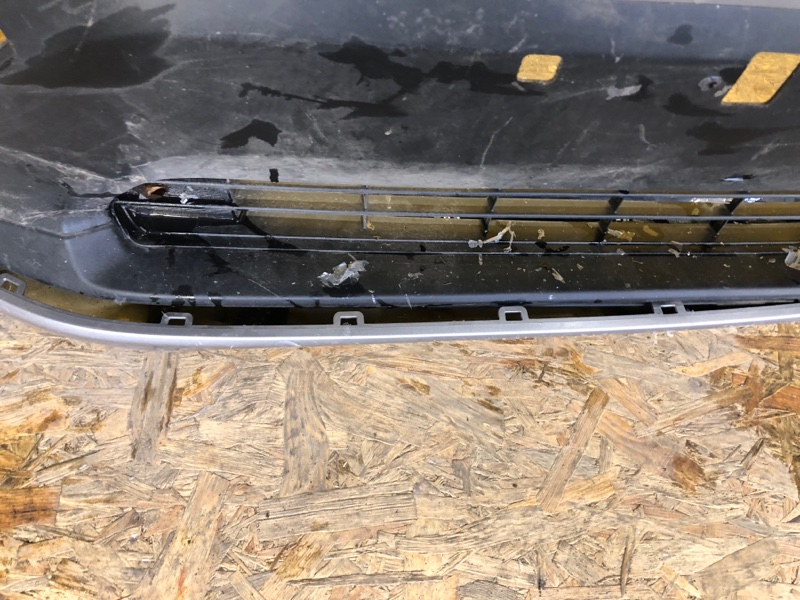 Бампер передний передний RAV4 18- Бампер передний передний RAV4 18-