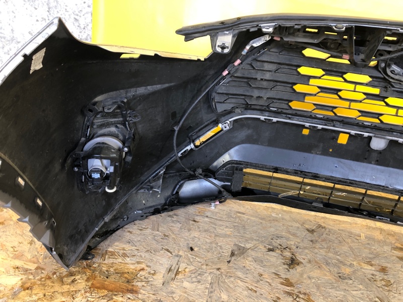 Бампер передний передний RAV4 18- Бампер передний передний RAV4 18-