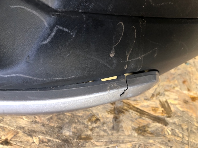 Бампер передний RAV4 18-