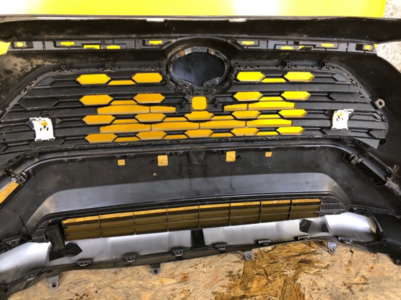 Бампер передний RAV4 18-