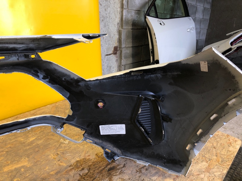 Бампер передний RAV4 18- Бампер передний RAV4 18-