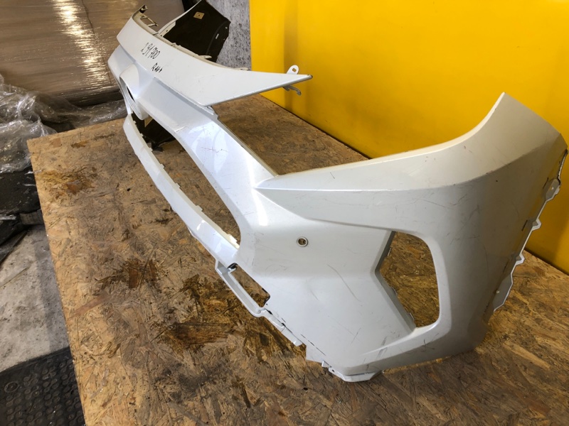 Бампер передний RAV4 18- Бампер передний RAV4 18-