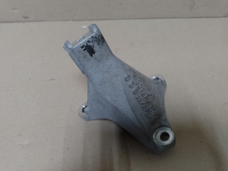 Кронштейн двигателя передний ACURA TLX 17-20 2019 2.4L 50630-T2F-A01 Б/У