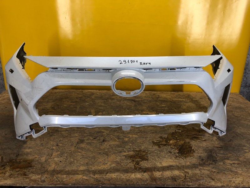 Бампер передний TOYOTA RAV4 18- 521194A922 Б/У