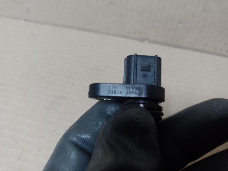 Датчик положения распредвала ACURA TLX 17-20 2.4L Датчик положения распредвала ACURA TLX 17-20 2.4L