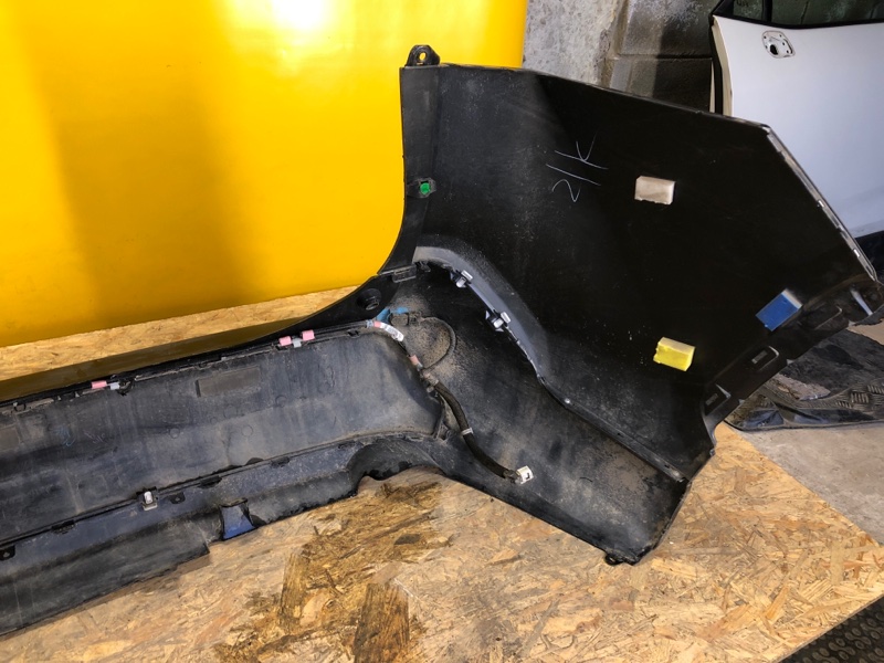 Бампер задний RAV4 18-