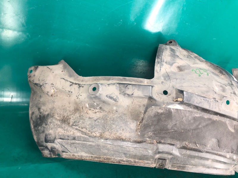 Подкрылок передний левый M25/M37/M56/Q70/M35H 10-16 2010 Седан 3.7 VQ37VHR