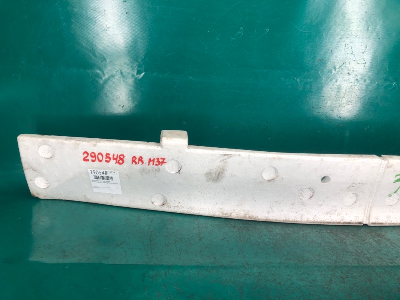 Наполнитель бампера задний INFINITI M25/M37/M56/Q70/M35H 10-16 Седан 3.7 VQ37VHR