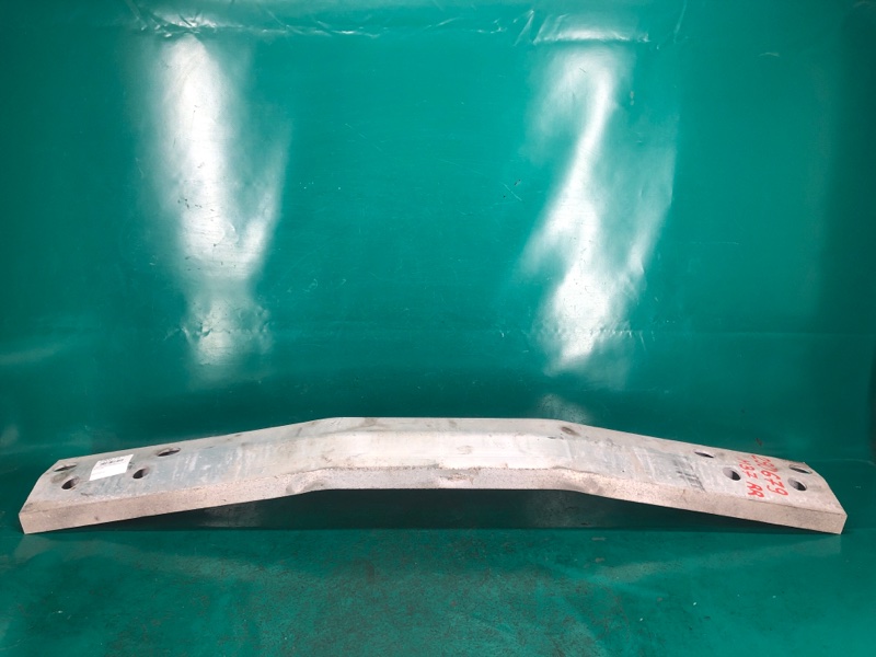 Усилитель заднего бампера M25/M37/M56/Q70/M35H 10-16 2010 Седан 3.7 VQ37VHR