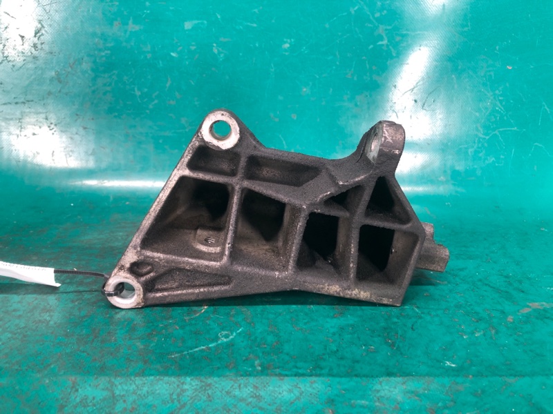 Кронштейн компрессора кондиционера SUBARU OUTBACK 03-09 BP 2.5 EJ253