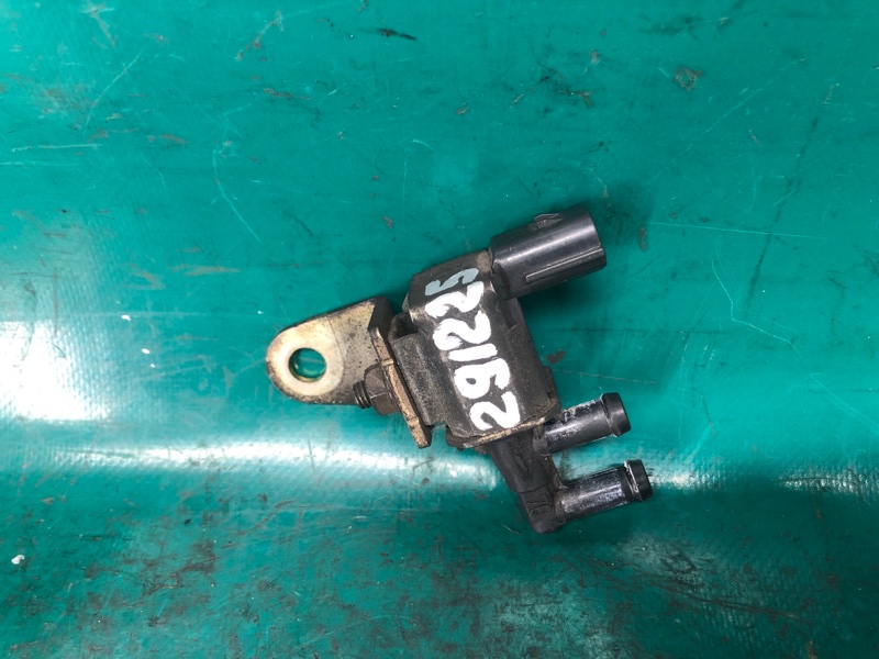 Клапан электромагнитный (вакуумный) SUBARU OUTBACK 03-09 BP 2005 2.5 EJ253 16102AA400 Б/У