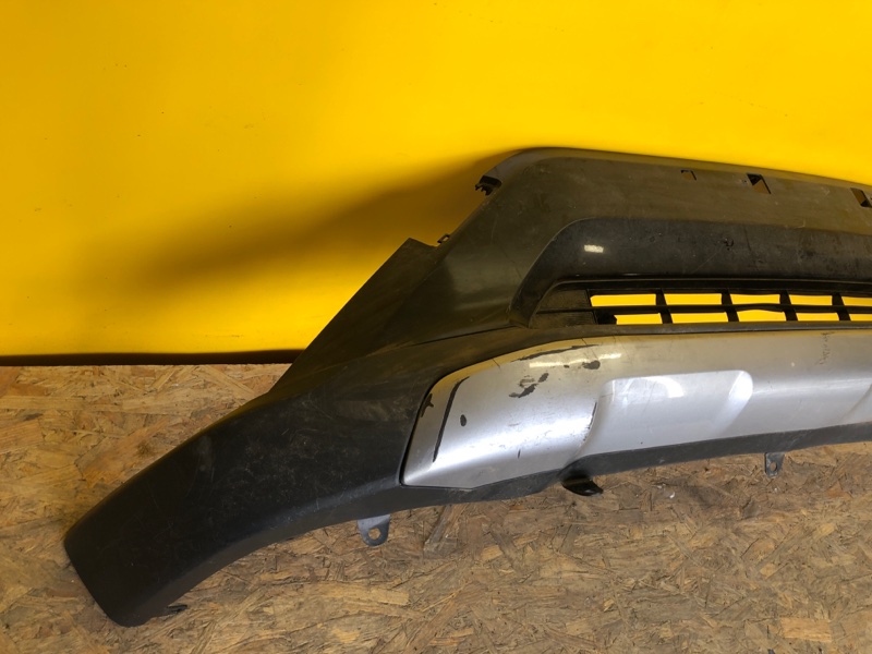 Бампер передний TOYOTA RAV4 18-