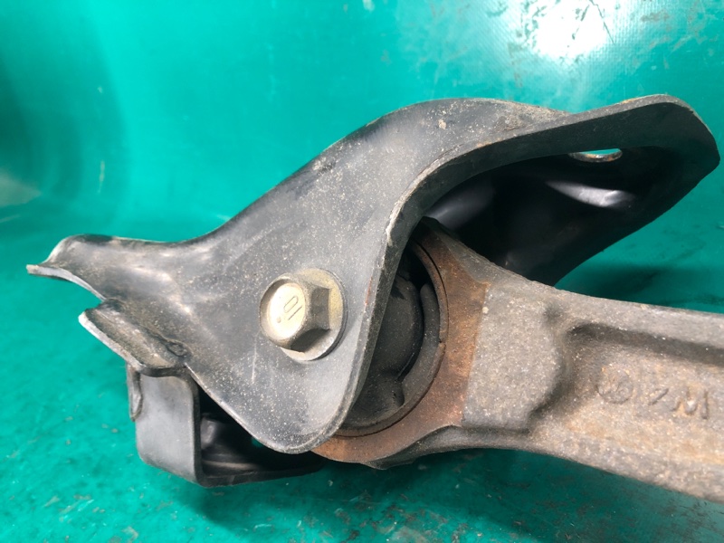 Рычаг задней подвески продольный задний левый SUBARU OUTBACK 03-09 BP 2.5 EJ253