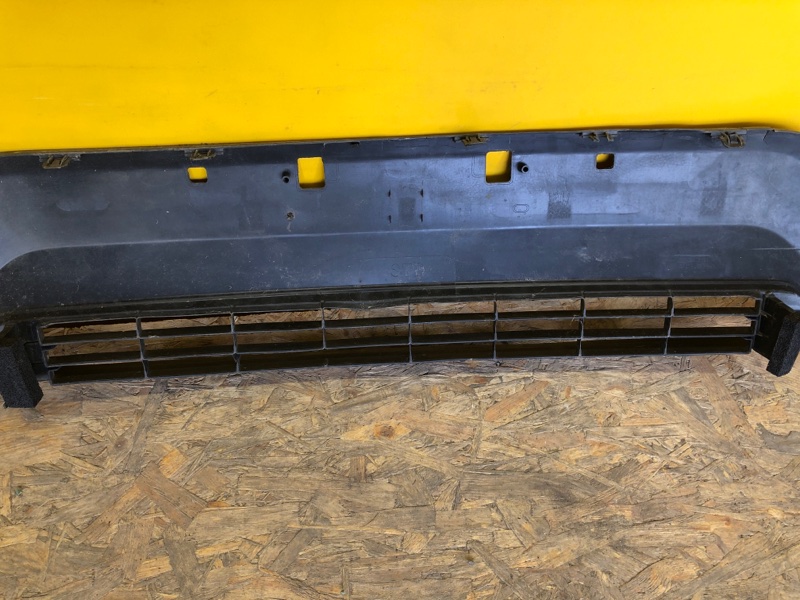 Решетка переднего бампера RAV4 18-