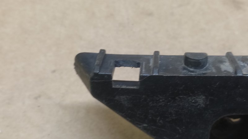 Кронштейн переднего бампера (на крыле) передний левый PATHFINDER R52 12-21