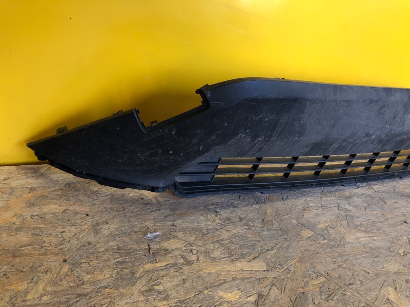 Решетка переднего бампера TOYOTA RAV4 18-