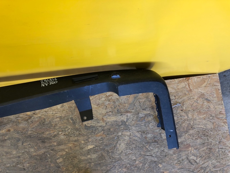 Бампер задний NV200 EU 09-