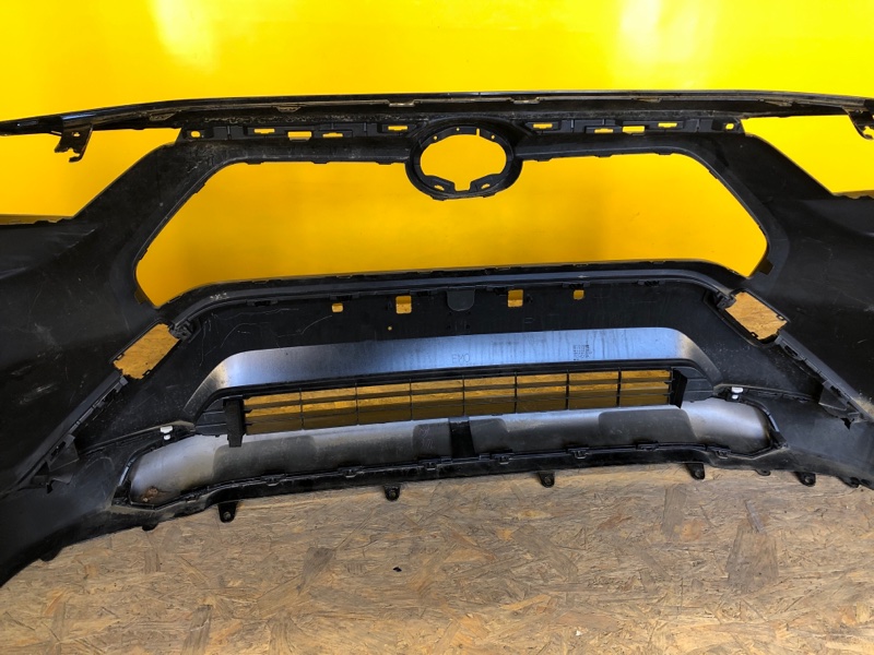 Бампер передний RAV4 18-