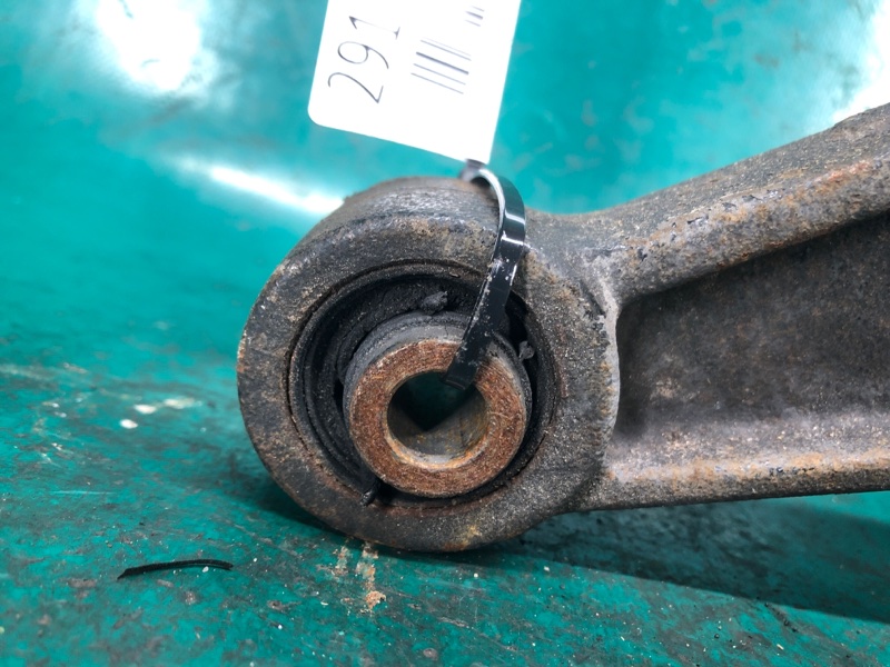 Рычаг задней подвески поперечный верхний левый OUTBACK 03-09 BP 2005 2.5 EJ253