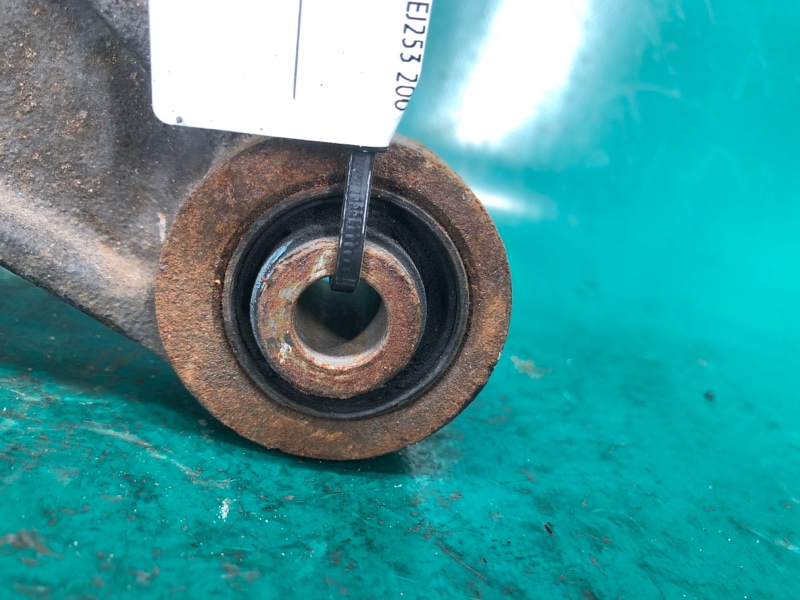 Рычаг задней подвески поперечный верхний правый OUTBACK 03-09 BP 2005 2.5 EJ253