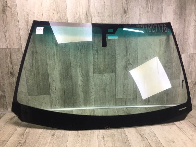 Стекло лобовое GS350 GS300 05-11 Стекло лобовое GS350 GS300 05-11
