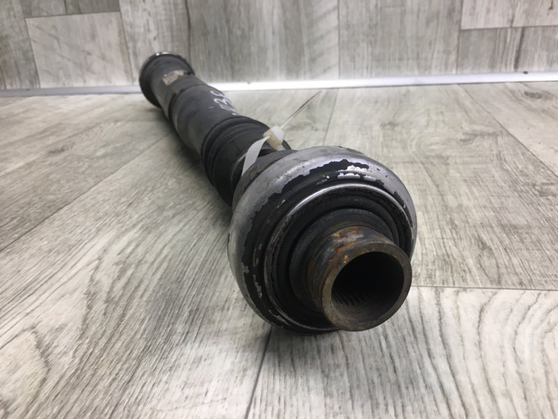 Карданный вал передний CAYENNE 10-18 2010 958 4.8 M48.02