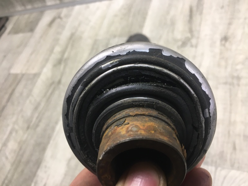 Карданный вал передний CAYENNE 10-18 2010 958 4.8 M48.02