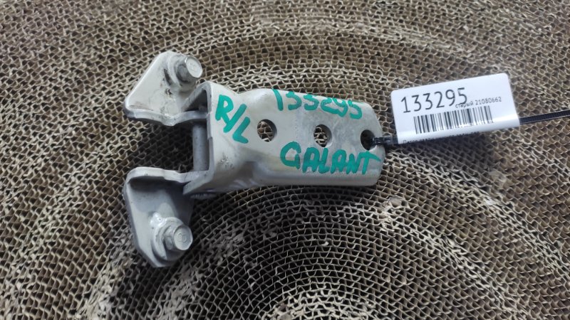 Петля двери нижняя задняя левая MITSUBISHI GALANT 03-12 MR271688 Б/У