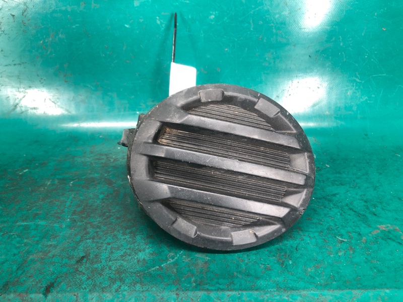 Заглушка ПТФ правая SUBARU OUTBACK BS 14-21 Внедорожник 57731AG93A Б/У