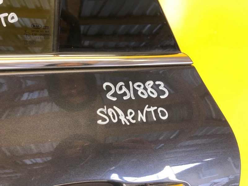 Дверь задняя левая SORENTO UM 14- Дверь задняя левая SORENTO UM 14-