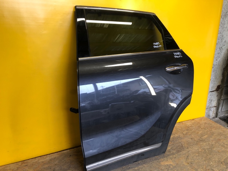 Дверь задняя левая KIA SORENTO UM 14- Дверь задняя левая KIA SORENTO UM 14-