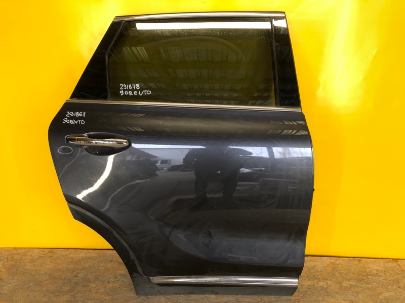 Запчасть дверь задняя правая KIA SORENTO UM 14- 77004C5010 Б/У Дверь задняя правая KIA SORENTO UM 14- 77004C5010 Б/У