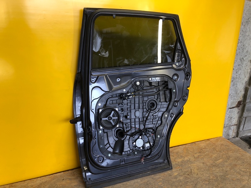 Дверь задняя правая SORENTO UM 14- Дверь задняя правая SORENTO UM 14-