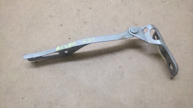 Петля капота левая ACURA MDX (YD2) 06-13 60170-STX-A00ZZ Б/У