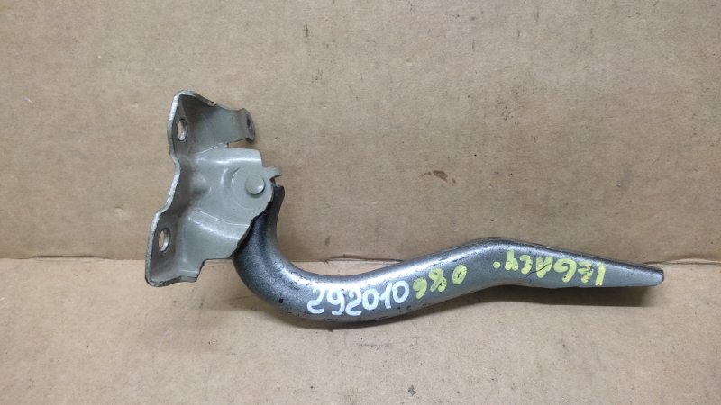 Петля капота правая SUBARU LEGACY BN 14-18 57260AL00A9P Б/У