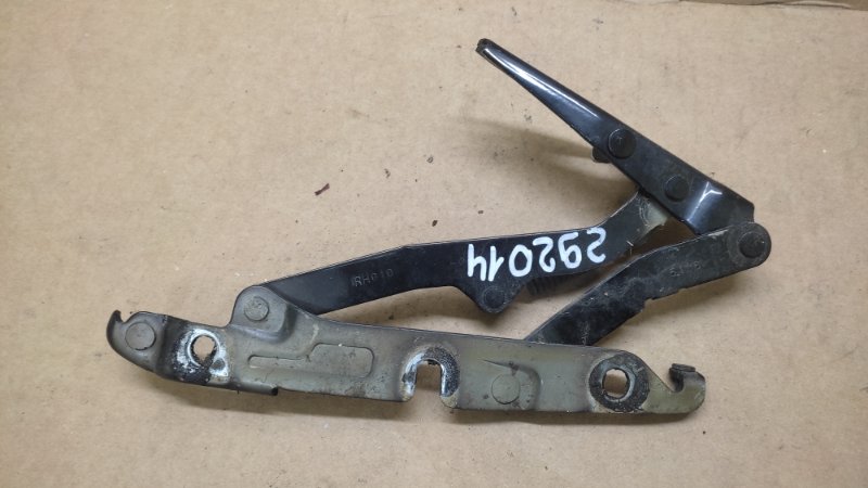 Петля крышки багажника правая VOLKSWAGEN JETTA 05-10 1K5 827 302 A Б/У