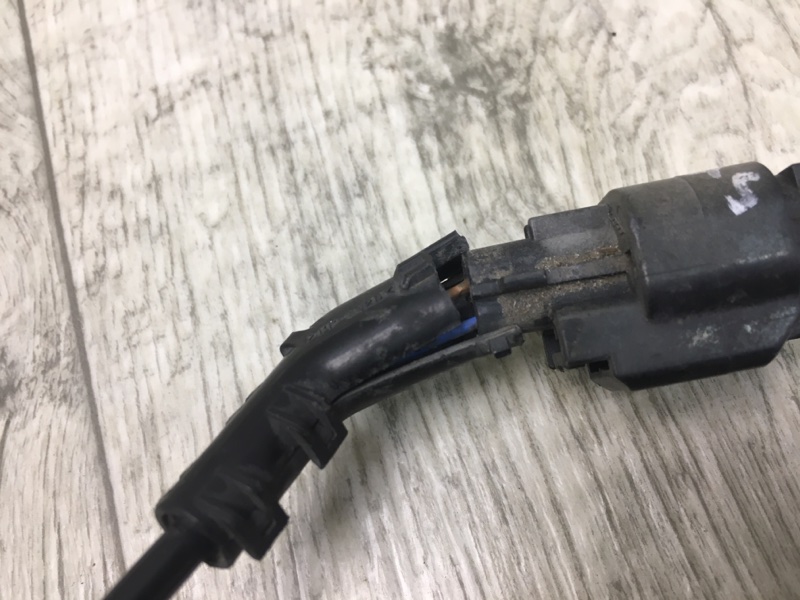 Датчик ABS задний правый FOCUS 10-18 2011 BK 2.0 XQDA