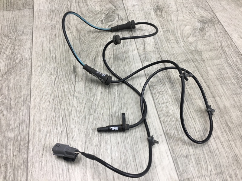 Датчик ABS передний SENTRA B17 12-21 2017 B17 1.8 MRA8DE Датчик ABS передний SENTRA B17 12-21 2017 B17 1.8 MRA8DE