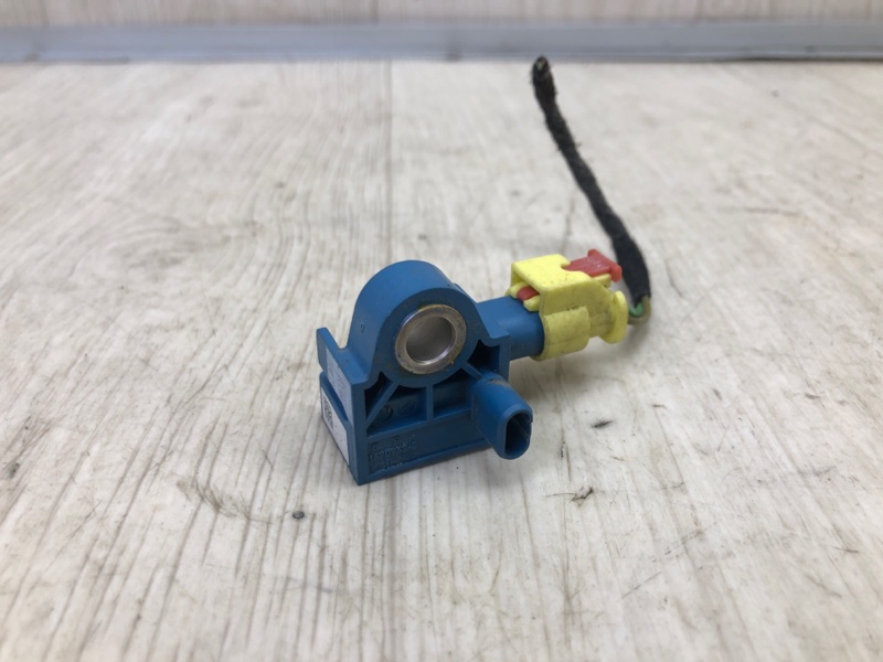 Датчик удара задний левый JETTA USA 10-17 2011 162 CBTA 2.5L