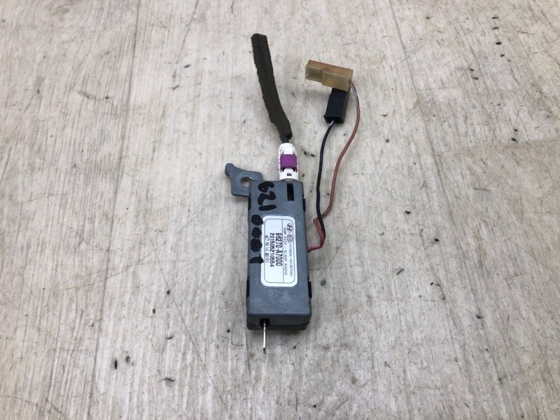 Усилитель антенны KIA FORTE YD 12-