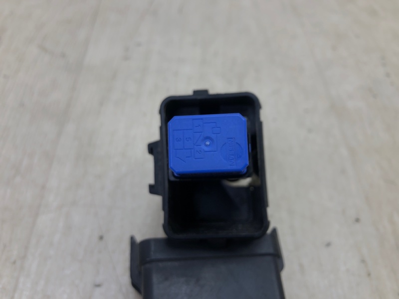 Реле QX60/JX35 12-20