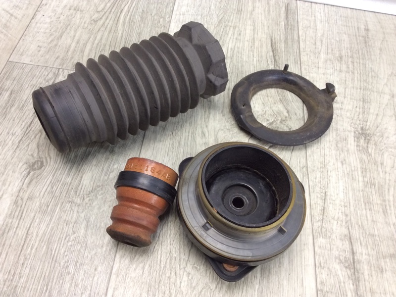 Опора амортизатора передняя левая JOURNEY 08-20 2013 JC 2.4 ED3