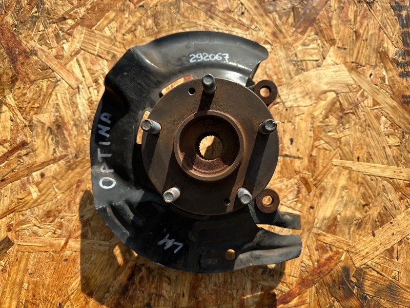 Кулак поворотный левый KIA OPTIMA TF 11-16