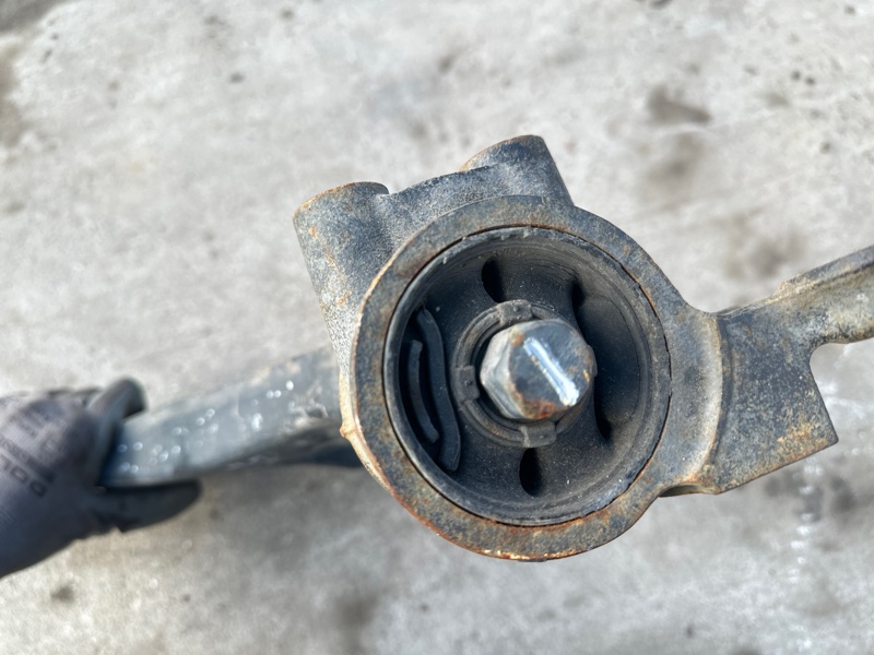 Рычаг передней подвески нижний правый ACURA RDX 12-19