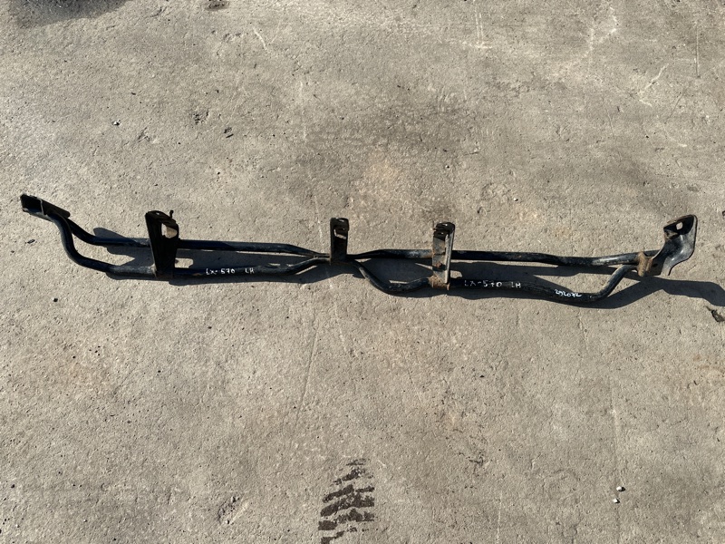 Кронштейн подножки левый LEXUS LX570 07-15 489B0-60010 Б/У
