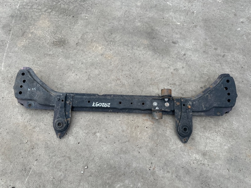 Балка под радиатор SUZUKI SX4 06-13 71100-80J01 Б/У