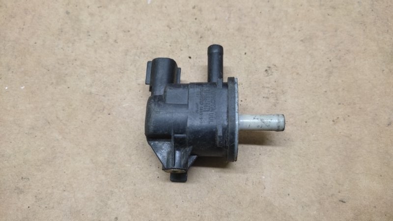 Клапан электромагнитный (вакуумный) TOYOTA AURIS 06-12 90910-12276 Б/У
